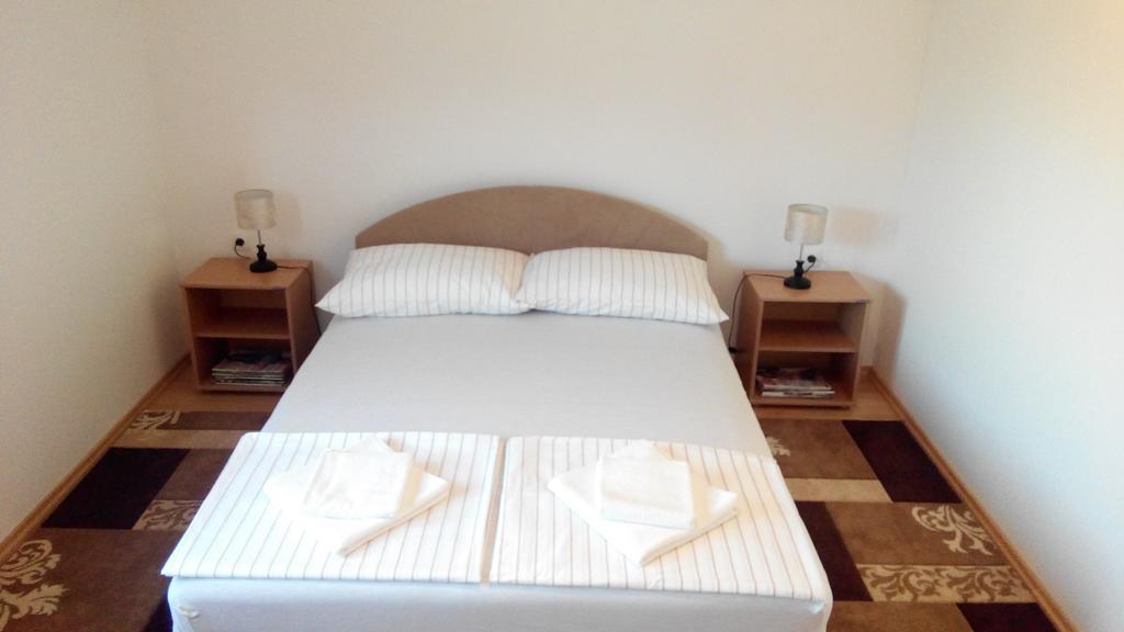 Apartment Beba Мостар Экстерьер фото