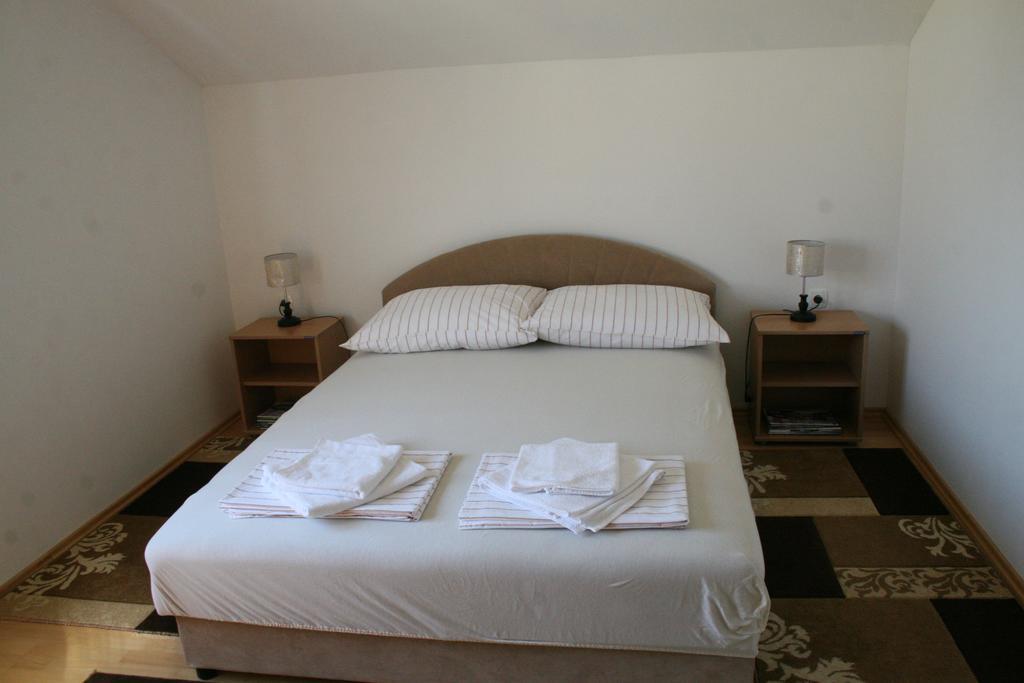 Apartment Beba Мостар Экстерьер фото