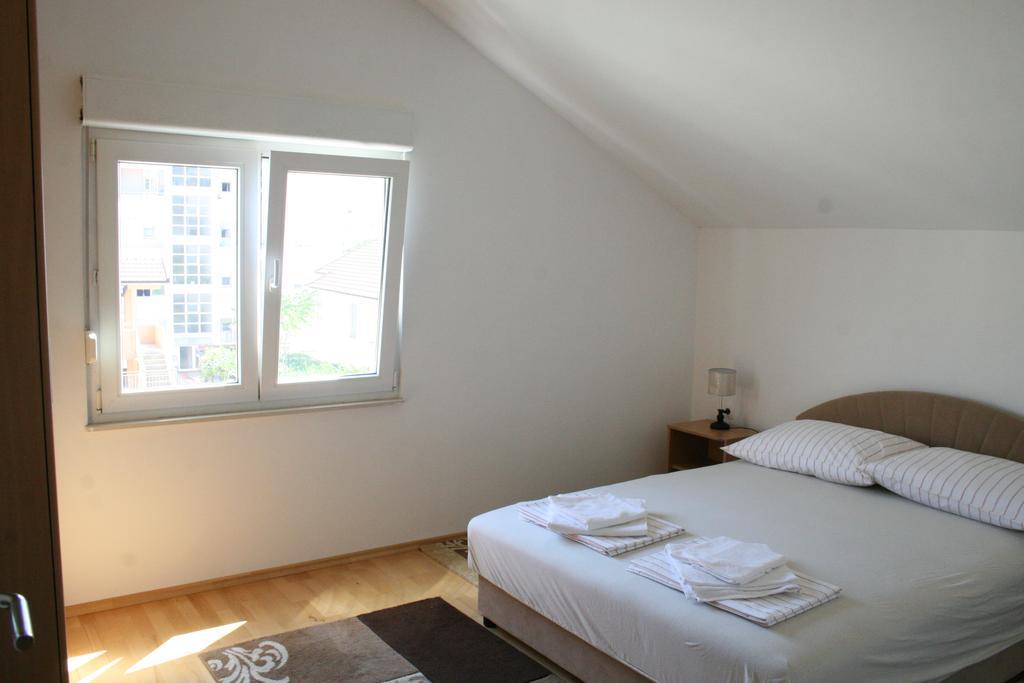 Apartment Beba Мостар Экстерьер фото