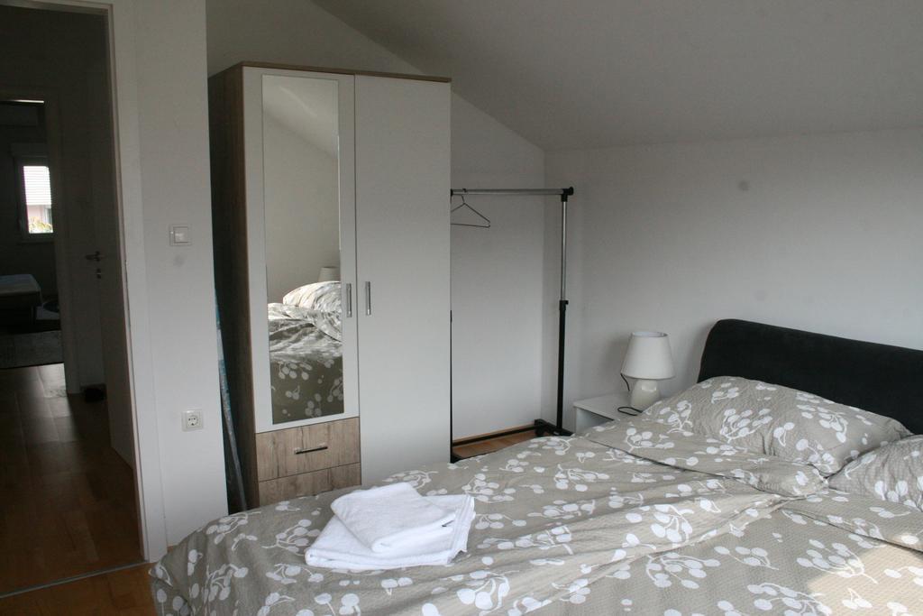 Apartment Beba Мостар Экстерьер фото